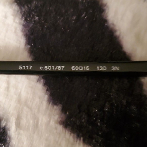 Sunglasses - Picture 5 of 7